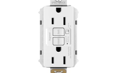 Legrand Pass & Seymour 1597TRAWCCD4 – GFCI Receptacle, 15A, 125V, Tamper-Resistant with Alarm, White