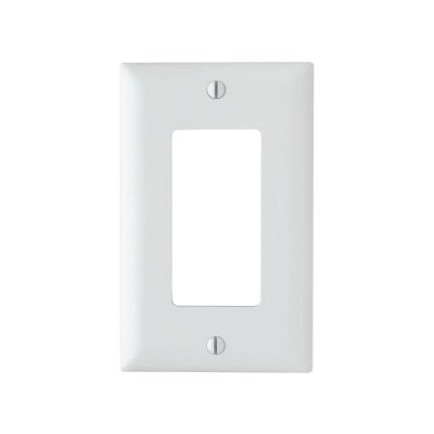 Legrand Pass & Seymour TP26W – Decorator Wall Plate, 1-Gang, White, Nylon
