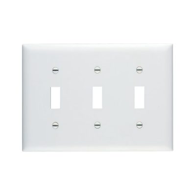 Legrand Pass & Seymour TP3W – Toggle Switch Wall Plate, 3-Gang, White, Nylon