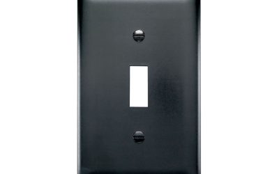 Legrand Pass & Seymour TP1BK – Wall Plate, 1-Gang, Toggle Switch, Black Nylon